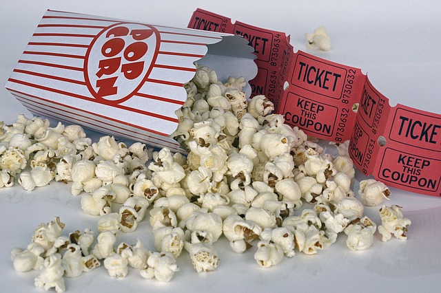 popcorn a vstupenky